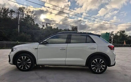 Volkswagen T-Roc I, 2022 год, 1 350 000 рублей, 6 фотография