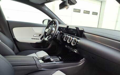 Mercedes-Benz CLA, 2021 год, 3 099 000 рублей, 21 фотография