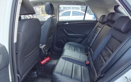 Volkswagen T-Roc I, 2022 год, 2 000 000 рублей, 6 фотография