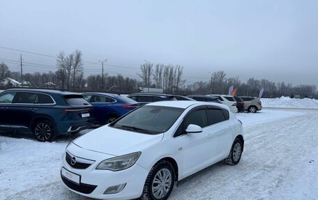 Opel Astra J, 2010 год, 479 000 рублей, 1 фотография