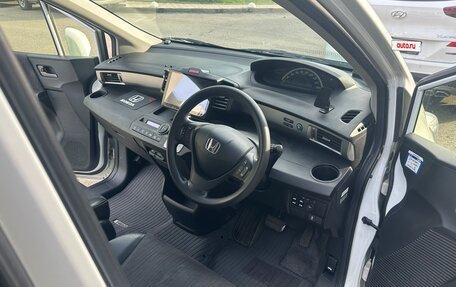 Honda Freed I, 2015 год, 1 190 000 рублей, 10 фотография