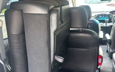 Honda Freed I, 2015 год, 1 190 000 рублей, 13 фотография