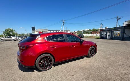 Mazda Axela, 2017 год, 1 500 000 рублей, 2 фотография