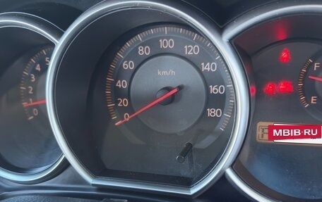 Nissan Tiida, 2004 год, 490 000 рублей, 9 фотография