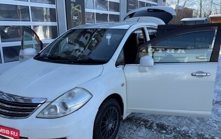 Nissan Tiida, 2004 год, 490 000 рублей, 6 фотография