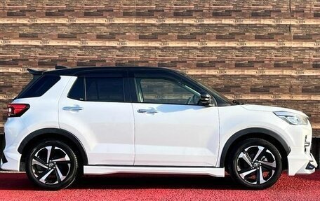 Toyota Raize I, 2023 год, 1 337 000 рублей, 4 фотография