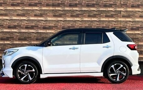 Toyota Raize I, 2023 год, 1 337 000 рублей, 9 фотография