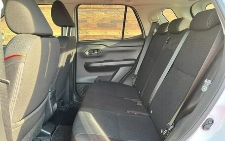 Toyota Raize I, 2023 год, 1 337 000 рублей, 28 фотография