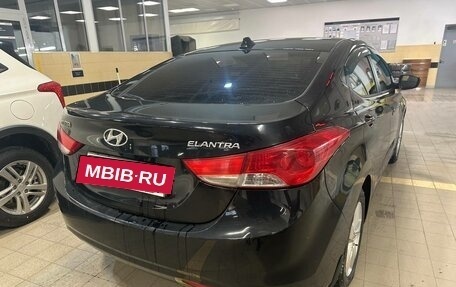 Hyundai Elantra V, 2011 год, 787 000 рублей, 3 фотография