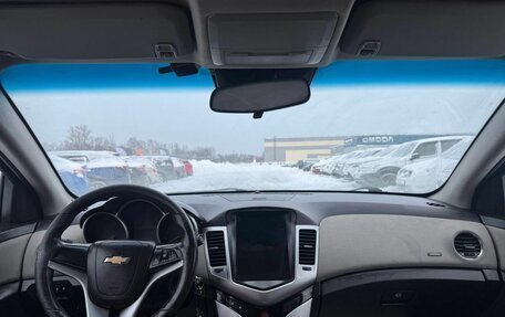 Chevrolet Cruze II, 2011 год, 588 000 рублей, 9 фотография