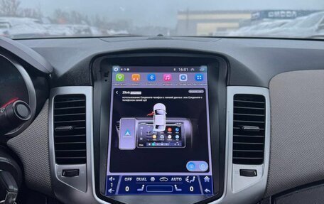 Chevrolet Cruze II, 2011 год, 588 000 рублей, 10 фотография