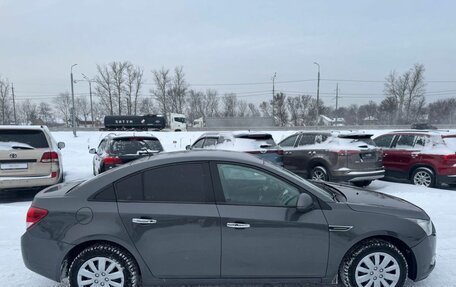 Chevrolet Cruze II, 2011 год, 588 000 рублей, 4 фотография