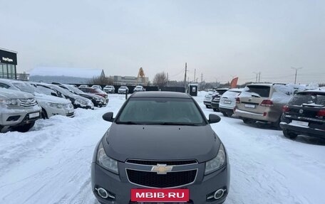 Chevrolet Cruze II, 2011 год, 588 000 рублей, 2 фотография