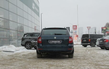 Skoda Superb III рестайлинг, 2012 год, 1 180 000 рублей, 6 фотография