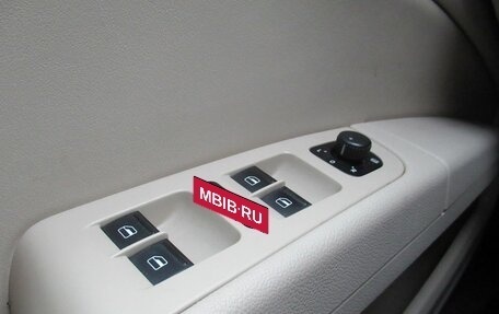 Skoda Superb III рестайлинг, 2012 год, 1 180 000 рублей, 11 фотография