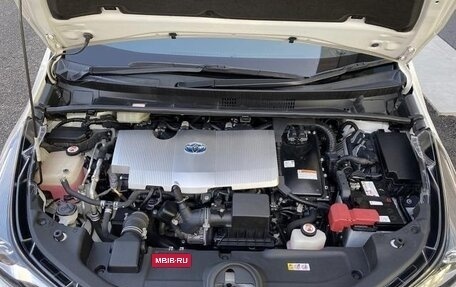 Toyota Prius IV XW50, 2020 год, 1 495 000 рублей, 24 фотография