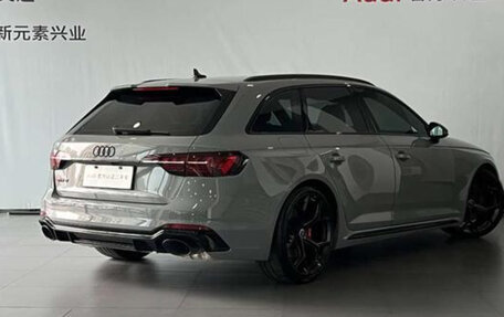 Audi RS 4, 2023 год, 13 350 000 рублей, 4 фотография