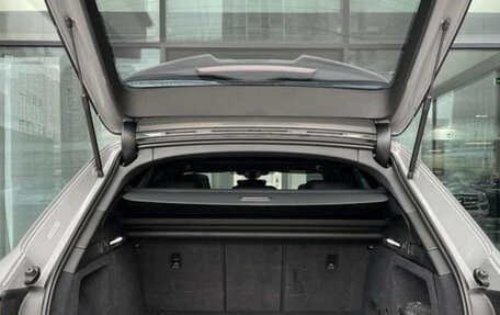 Audi RS 4, 2023 год, 13 350 000 рублей, 9 фотография