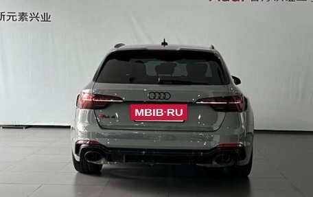 Audi RS 4, 2023 год, 13 350 000 рублей, 5 фотография