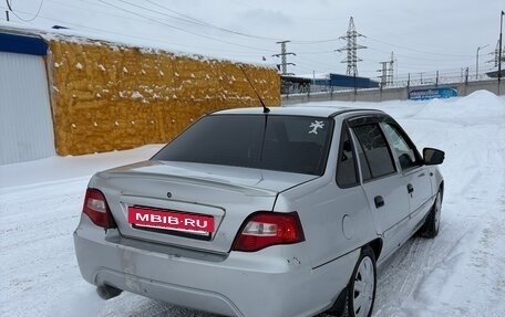 Daewoo Nexia I рестайлинг, 2011 год, 290 000 рублей, 3 фотография