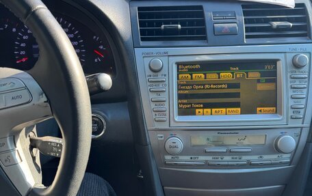 Toyota Camry, 2011 год, 1 050 000 рублей, 3 фотография