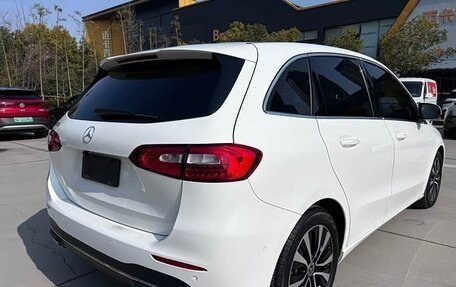 Mercedes-Benz B-Класс, 2021 год, 1 550 000 рублей, 6 фотография