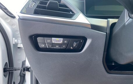 BMW 3 серия, 2023 год, 3 467 000 рублей, 10 фотография