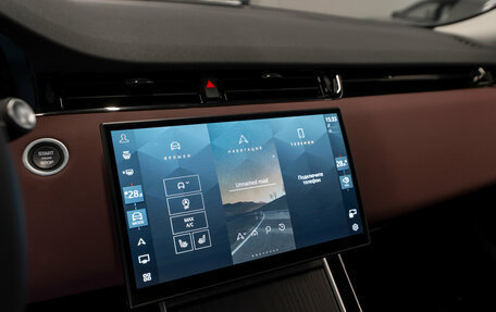 Land Rover Range Rover Evoque II, 2025 год, 6 500 000 рублей, 16 фотография