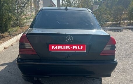 Mercedes-Benz C-Класс, 1993 год, 400 000 рублей, 4 фотография