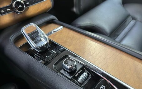 Volvo XC90 II рестайлинг, 2021 год, 6 300 000 рублей, 14 фотография