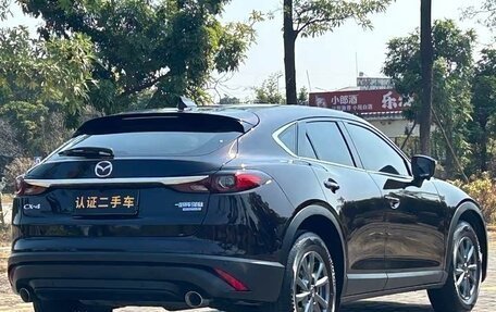 Mazda CX-4, 2022 год, 1 900 000 рублей, 5 фотография