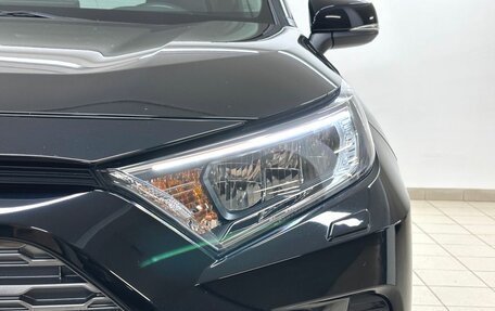 Toyota RAV4, 2021 год, 3 675 000 рублей, 8 фотография