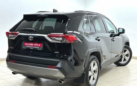 Toyota RAV4, 2021 год, 3 675 000 рублей, 4 фотография