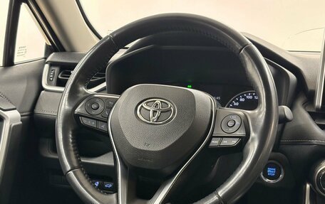 Toyota RAV4, 2021 год, 3 675 000 рублей, 18 фотография