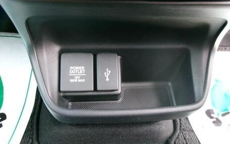 Honda Freed II, 2023 год, 1 415 000 рублей, 15 фотография