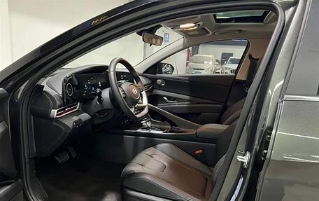 Hyundai Elantra, 2023 год, 1 300 230 рублей, 8 фотография