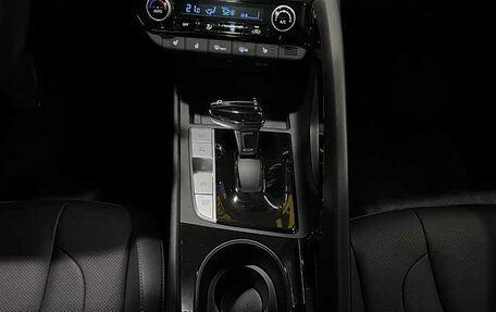 Hyundai Elantra, 2023 год, 1 300 230 рублей, 16 фотография