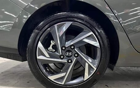 Hyundai Elantra, 2023 год, 1 300 230 рублей, 21 фотография