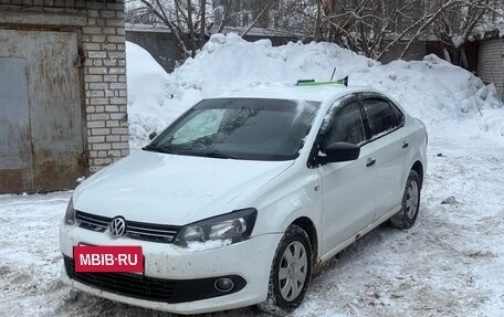 Volkswagen Polo VI (EU Market), 2013 год, 395 000 рублей, 1 фотография