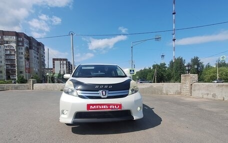 Toyota ISis I, 2012 год, 1 200 000 рублей, 1 фотография