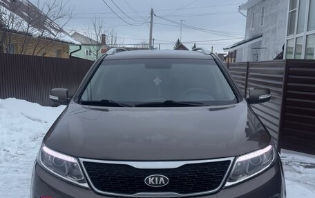 KIA Sorento II рестайлинг, 2013 год, 1 957 000 рублей, 2 фотография