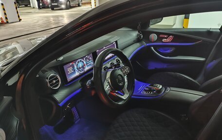 Mercedes-Benz E-Класс, 2019 год, 5 800 000 рублей, 30 фотография