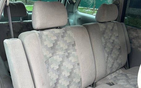 Nissan Liberty, 2000 год, 350 000 рублей, 2 фотография