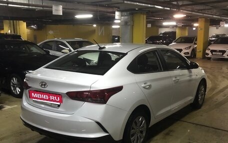 Hyundai Solaris II рестайлинг, 2020 год, 1 050 000 рублей, 4 фотография