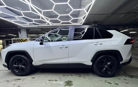 Toyota RAV4, 2022 год, 5 290 000 рублей, 5 фотография