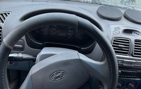 Hyundai Accent II, 2004 год, 140 000 рублей, 16 фотография