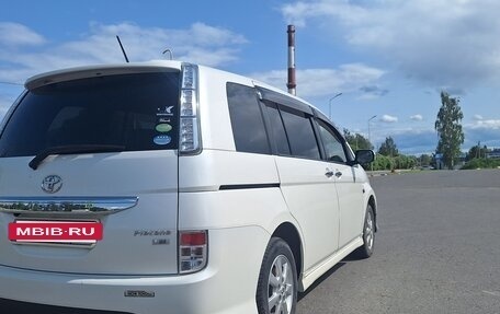 Toyota ISis I, 2012 год, 1 200 000 рублей, 6 фотография