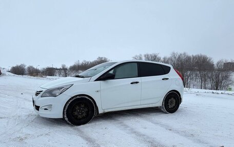 Hyundai Solaris II рестайлинг, 2016 год, 745 000 рублей, 2 фотография