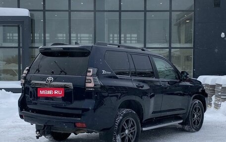 Toyota Land Cruiser Prado 150 рестайлинг 2, 2021 год, 6 499 000 рублей, 5 фотография