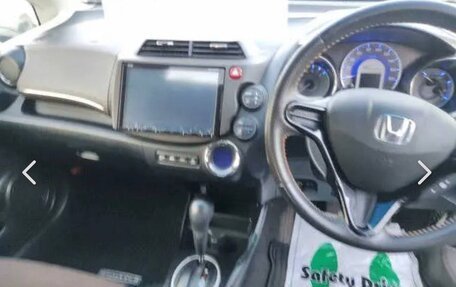 Honda Fit Shuttle I рестайлинг, 2015 год, 750 000 рублей, 10 фотография